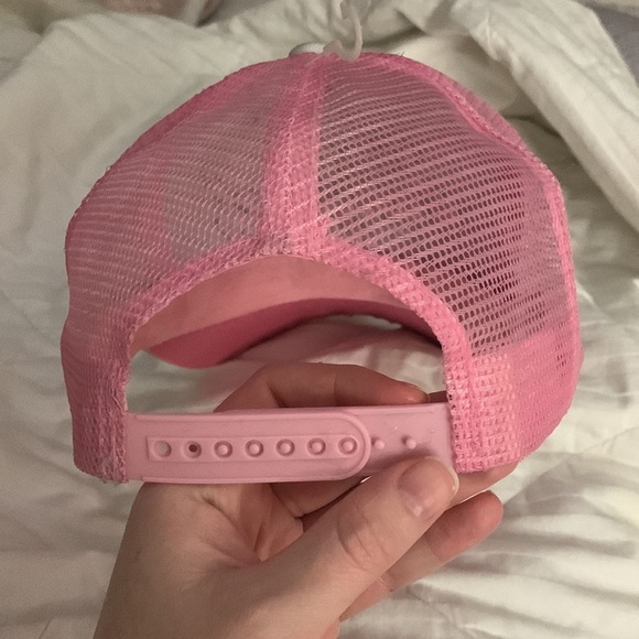 ‘Hollywood’ pink glitter trucker hat ✨ - Picture 2 of 7
